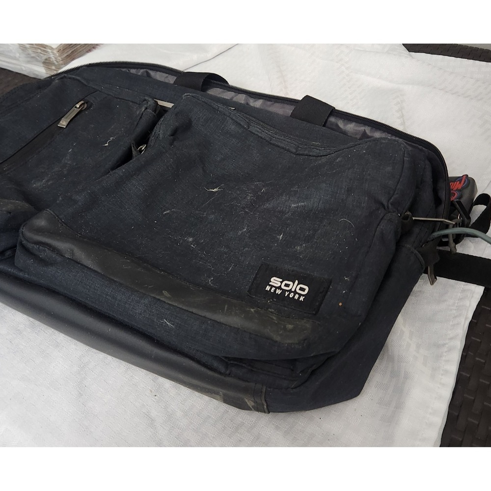 Solo New York Black Laptop Messenger Bag / Briefcase | Multiple Compartments